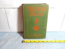 ANTIQUE VINTAGE TREASURE ISLAND HARDCOVER BOOK R.L. STEVENSON - 6 x 8 in  - L529 picture