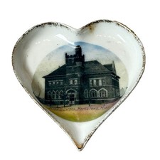 HIGH SCHOOL - PIPESTONE MN MINNESOTA Souvenir ANTIQUE TRINKET CHINA DISH HEART picture