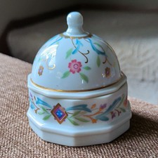 Vintage Prestige Place Venetian Collection Porcelain Trinket Box Japan Lidded picture