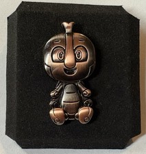 Veefriends Treasure Chest Pin Balanced Beetle  /75 picture