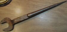 VINTAGE WILLIAMS USA 1909A 1 1/2-INCH SPUD WRENCH, 20