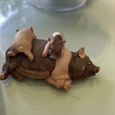 Enesco Bisque Porcelain 1986 Mexico Mama Pig Baby Piglets Laying Figurine picture