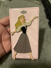 GoPinPro Aurora Briar Rose Disney Jumbo LE 500 Pin picture