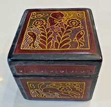 Vintage Mexican Olinalá Rayado Lacquerware Miniature Cube Trinket Box – picture
