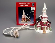 Vintage Studio 5 Wonderland Miniature Lighted Christmas Church D-58780 Box picture