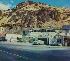 Vintage postcard Dinty's Cafe Gas Station Classic Car The Dalles Oregon A2-334 picture