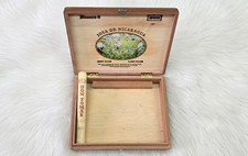 Vintage Joya De Nicaragua Numero 6 Wooden Cigar Box Empty Don Tomas Tube Holder picture