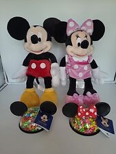Minnie & Mickey Mouse 16