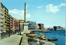 Victory Square - Monument to the Fallen of War, Naples, Italy Postcard picture
