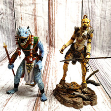 RARE EverQuest Danak Dhorentath Series 2 + Realm of the Claw Cat KAELA Figures. picture