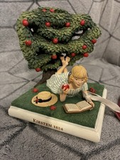 Hallmark American Girl Kirsten 1854 Handcrafted Painted Metal Mini Bookend picture