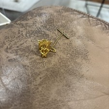Vintage & Rare Gold Old Style Beer Logo Tie Tack Pin  With Chain & Bar EUC picture