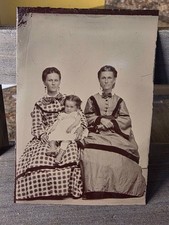 Antique Victorian Tintype Photo Two Women & Child Family Portrait 1870s picture