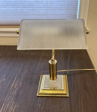 Vtg Bankers Desk Lamp Satin Rib Frosted Glass Shade Brass Base 14