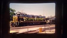 23016 TRAIN ENGINE LOCOMOTIVE 35MM SLIDE BRC # 602 C424 140 picture