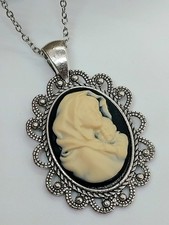 Religious Christian Mother Mary & Baby Jesus Cameo Pendant Necklace Silver picture