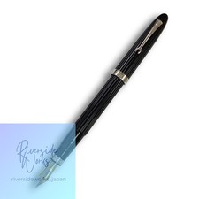 Omas Ojiva Guilloche Hi-Tech Black EF 18K ITD1OTJGG3AC picture