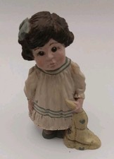 Sarah's Attic 1989 Rachel Girl With Blanket Figurine VC205 vintage picture