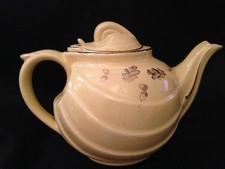 Hall USA 6 Cup Teapot, Yellow, Swirl Pattern, Gold Leaves & Acorns  Beautiful picture