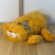 1978 Vintage Dakin Plush Garfield Cat. picture