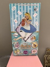 8 PIECE BLIND BOX SET - Disney Alice in Wonderland 1”- 3