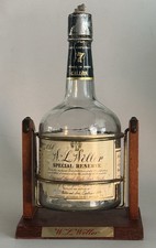 Vintage W.L. Weller Special Reserve 1 Gallon Whiskey Display Bottle Wood Tipper picture