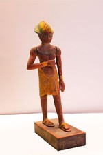 Spectacular King Tutankhamun -king Tutankhamun's statue picture