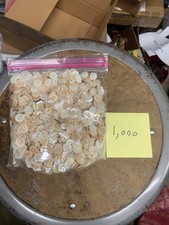 1000 Vintage to Antique Mother of Pearl Buttons. picture