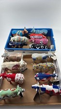 LOT of 15 CowParade REVOLUTIONARY Puzzled COWBUS Hugs Smooches GROOVY Metalicow picture