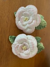 VTG PIA 1986 Bone China Pink Camellia Blossom Napkin Rings Set of 2 Hand Painted picture