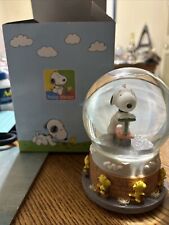 Westland Giftware Baby Snoopy Glitter Globe/Music Box “Playmates” picture