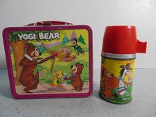 VINTAGE ALADDIN 1974 YOGI BEAR METAL LUNCH BOX WITH THERMOS HANNA BARBERA picture
