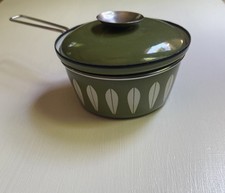 VTG 1960s CATHRINEHOLM 1.5 QT NORWAY LOTUS OLIVE GREEN SAUCE PAN POT w/ LID 7