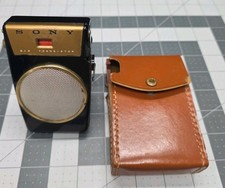 Sony TR-610 1958 Six Transistor Radio Japan Receiver Pocket Size W/case Works picture