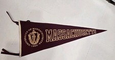 Vintage University of Massachusetts Large Pennant UMass Wool Travel Souvenir picture