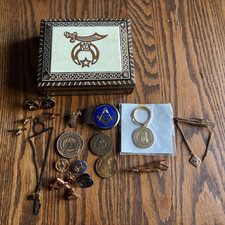 Vintage Masonic Shriner Lot Cufflinks Tie Bar Pins Coins Money Clip Inlaid Box picture