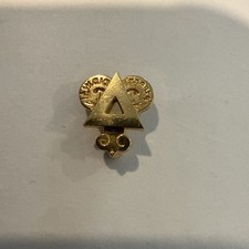 Vintage Delta Upsilon  Gold Toned Fraternity Badge Pin picture