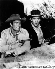 Ty Hardin as Bronco Lane / Clint Walker as Cheyenne - Vintage Celebrity Print picture