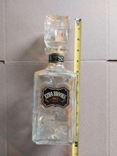 Ezra Brooks 90 Proof Kentucky Straight Bourbon Whiskey Empty Liquor Bottle, picture
