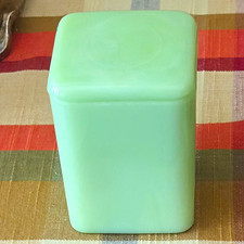 Vintage 1930s Jeannette Jadeite 3