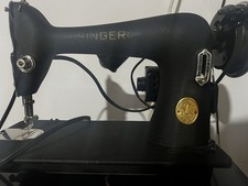 1900s Singer Model 66 Sewing Machine picture