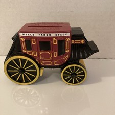🧚🏻Wells Fargo Stage Coach Wagon Die Cast Metal Piggy Coin Bank with Key picture