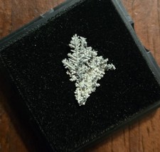 Aesthetic Native Silver Crystal Cluster Lmiter Mine, Morocco (0.509g Thumbnail) picture