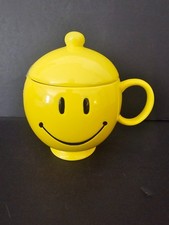 Vintage Teleflora Yellow Glossy Happy Face Mug Cup & Lid  picture