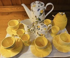 Italian Ceramic CoffeeTea set For 4  Beehive Honey/Jam Jar 4 Egg Holders 22 Pcs picture