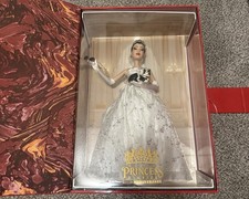 Disney  Mia Thermopolis  Limited edition doll picture