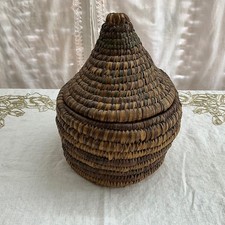 Vintage Handwoven Coiled Sweetgrass Basket Conical Lid 9