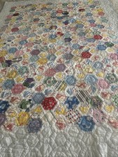 Antique Handmade Hexagon Patchwork Grandmother Flower Garden Quilt 39