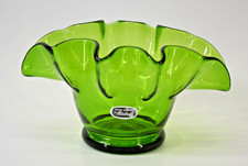 Green Hand Blown Art Glass Bowl Ruffled Edge Bischoff Glass West Virginia picture