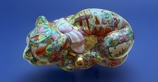 Chinese Satsuma Sleeping Cat Gold Floral Enameled Porcelain Hand Paint Oriental picture